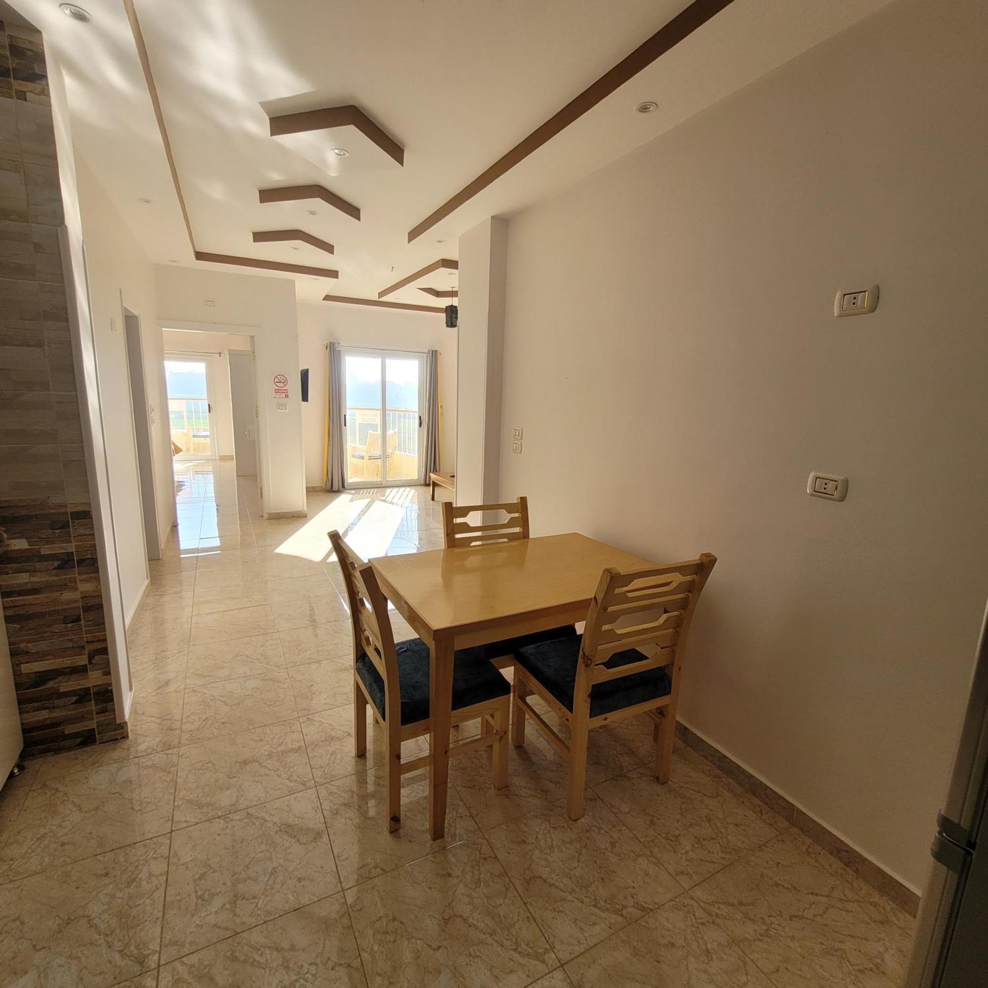 Blue Nile House Apartment Луксор Стая снимка