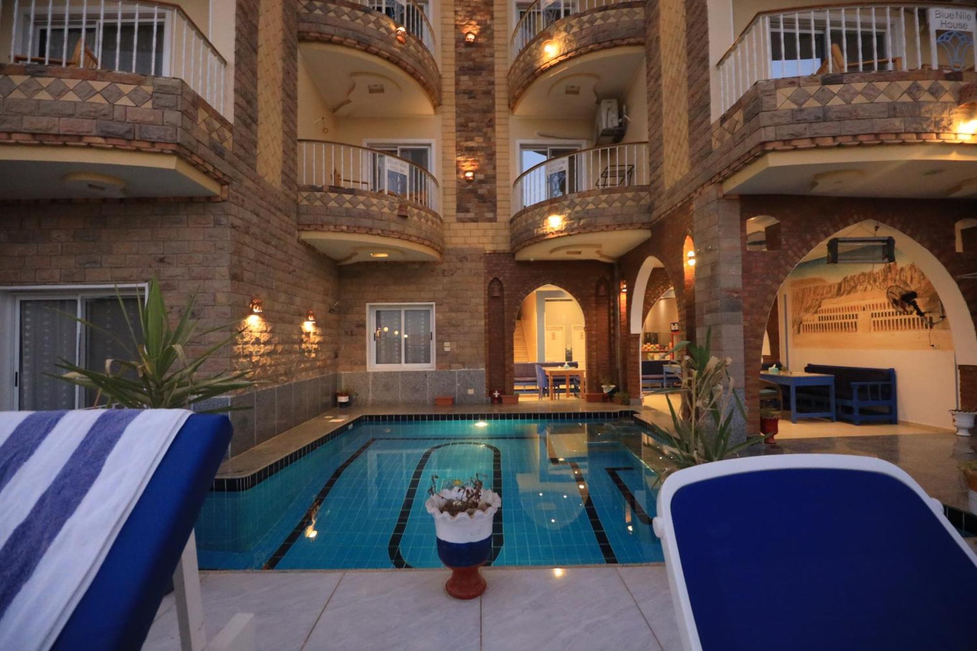 Blue Nile House Apartment Луксор Екстериор снимка